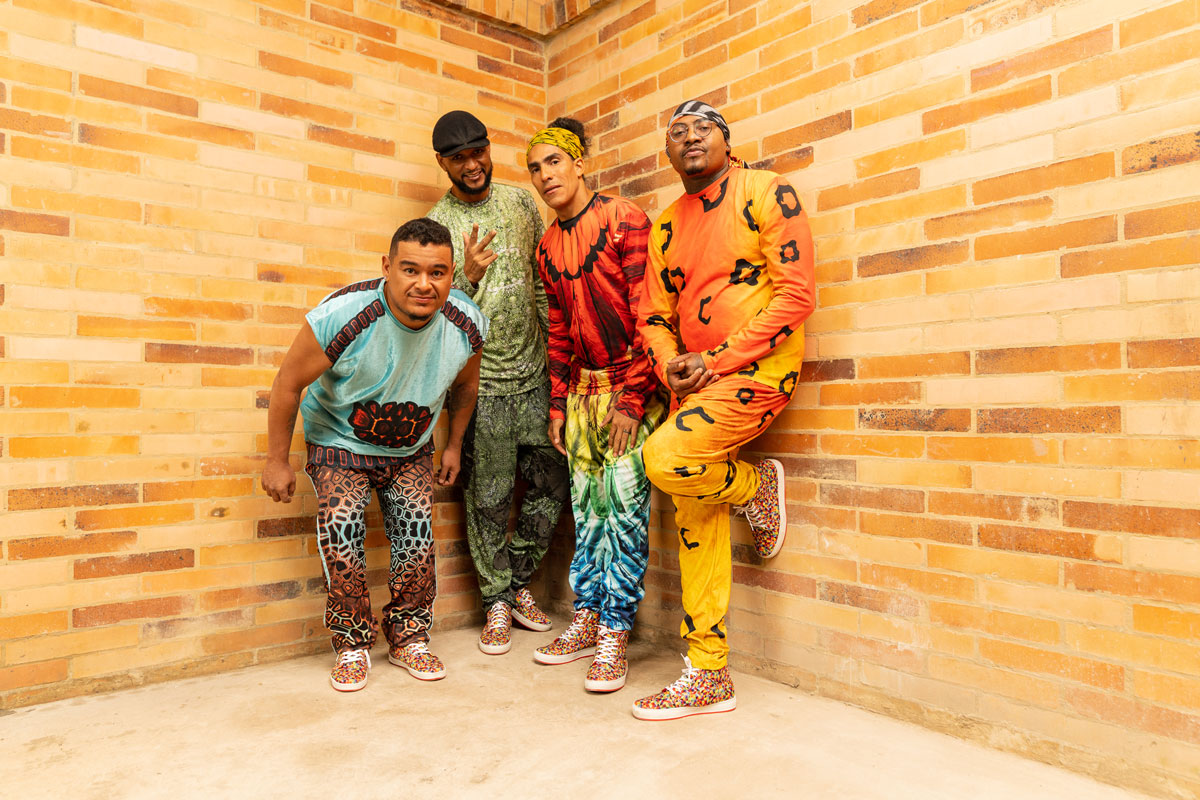 köterhai & flowfish booking — Systema Solar